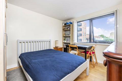 2 bedroom apartment to rent, William Road, London, NW1