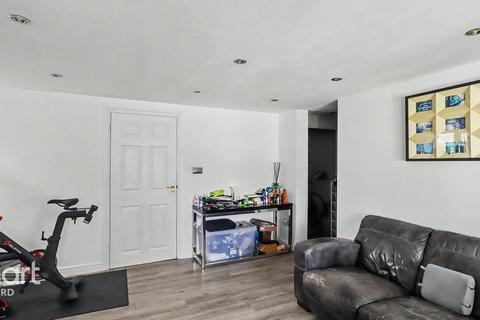 1 bedroom flat for sale, Hythe Road, Ashford
