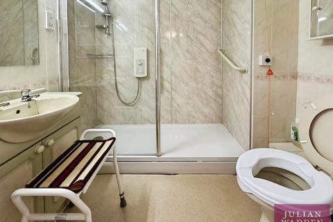 2 bedroom retirement property for sale, Clothorn Road, Didsbury, Manchester, M20