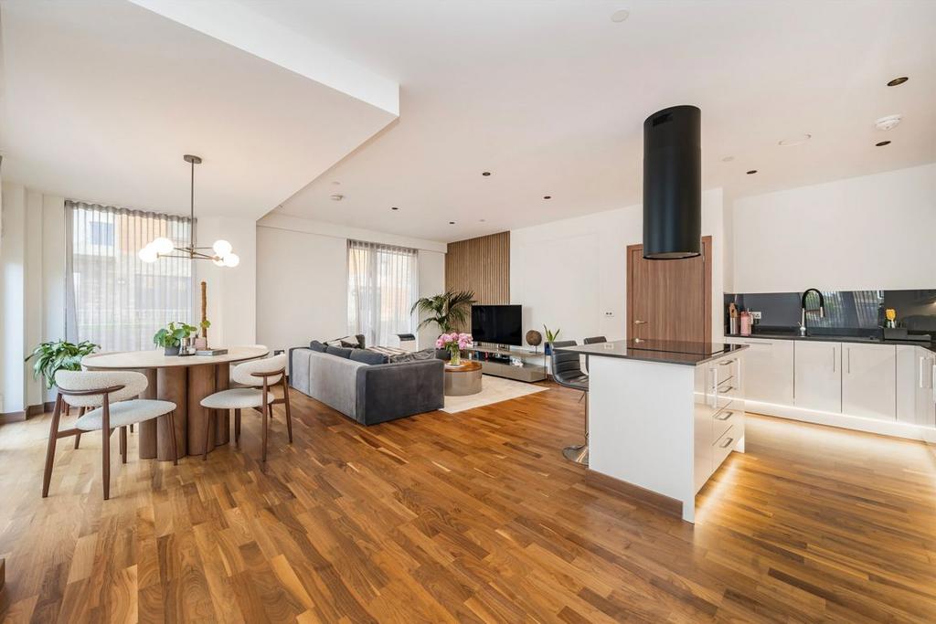 Apartment in London - View 2