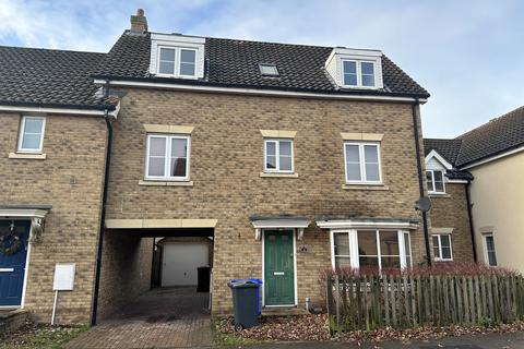 4 bedroom house to rent, Evergreen Way, Mildenhall, BURY ST. EDMUNDS
