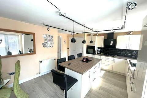 4 bedroom detached house for sale, Piccadilly Close, Mansfield Woodhouse