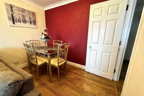2 bedroom apartment to rent, Horse Sands Close, Southsea, PO4