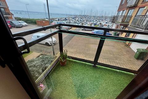 2 bedroom apartment to rent, Horse Sands Close, Southsea, PO4
