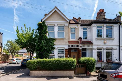 4 bedroom semi-detached house to rent, Dalmally Road, Croydon, CR0