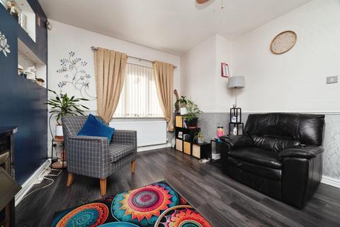 3 bedroom end of terrace house for sale, Wadham Grove, Hull