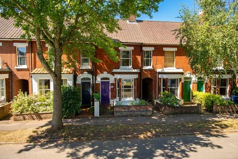 3 bedroom terraced house for sale, Trafford Road, Norwich