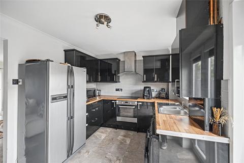 undefined, Iris Aveune, Glasgow G45