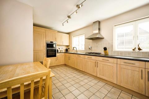 4 bedroom detached house for sale, Spriggs Close, Clapham, Bedford, Bedfordshire, MK41