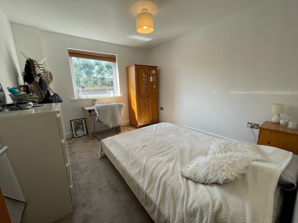 Apartment in London - View 3