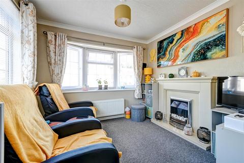 1 bedroom park home for sale, Beverly Court, Gorleston, Great Yarmouth