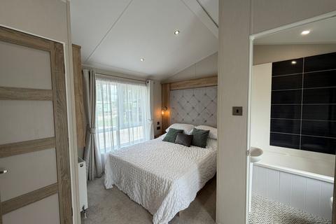 2 bedroom lodge for sale, Reynard Crag Lane, High Birstwith, Harrogate