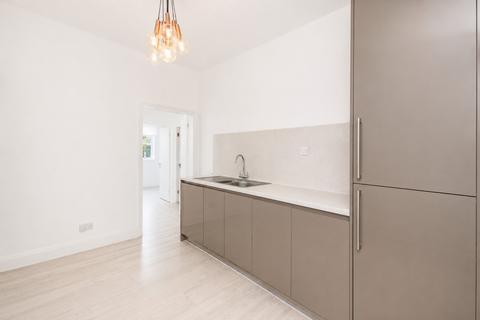 2 bedroom flat to rent, Sandringham Road, London,  E8