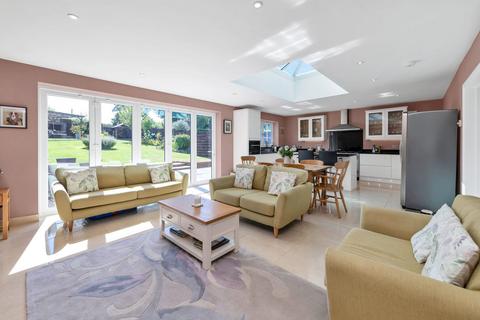 4 bedroom semi-detached house for sale, The Penns, Royston SG8