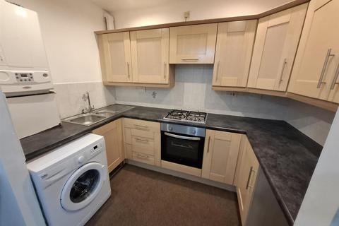 2 bedroom apartment to rent, South Mews, Buxton