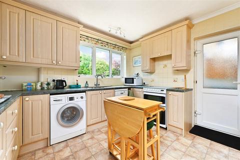 2 bedroom bungalow for sale, Firle Road, Little Common, Bexhill-On-Sea