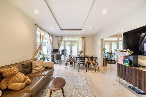 3 bedroom apartment to rent, Lockwood House, Surbiton KT6