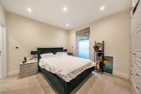3 bedroom apartment to rent, Lockwood House, Surbiton KT6