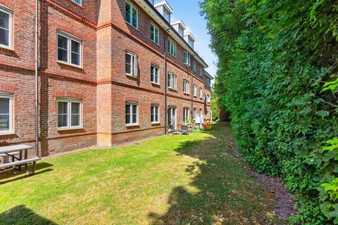 undefined, Hitchin SG4