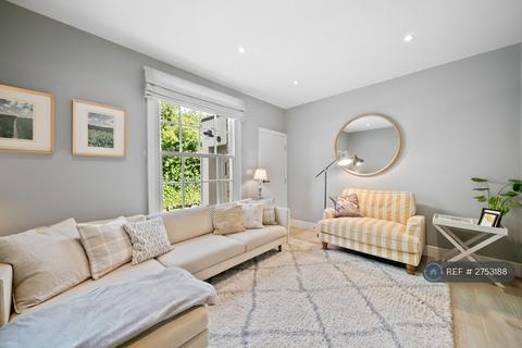 3 bedroom semi-detached house to rent, Hillview Road, London, NW7