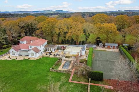 6 bedroom country house for sale, Graffham, Petworth, GU28 0NZ