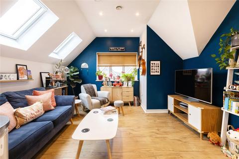 2 bedroom apartment for sale, Weigall Road, London