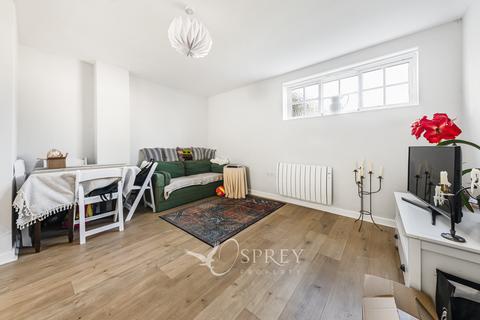 undefined, Victoria Yard, Oundle PE8