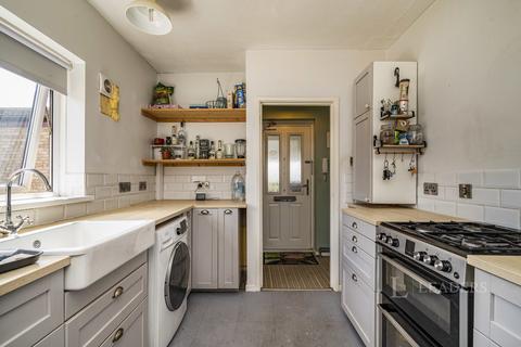 2 bedroom flat to rent, St. James Close, Norwich, Norfolk, NR3