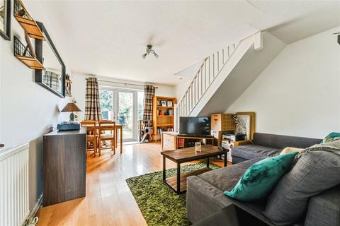 2 bedroom terraced house to rent, Aldsworth Court, Witney, OX28