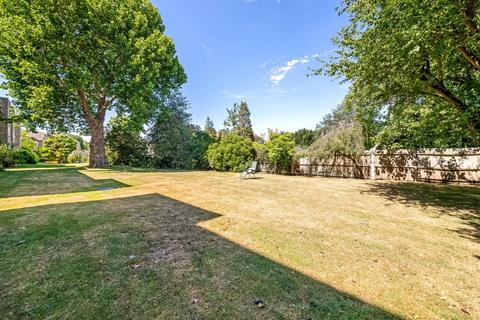 1 bedroom apartment for sale, Russell Court, 1 London Lane, Bromley, BR1