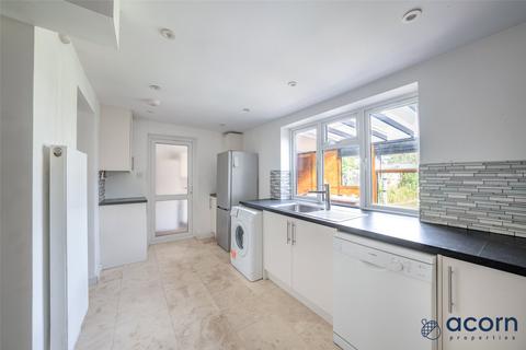 3 bedroom semi-detached house to rent, Manor Way, London NW9