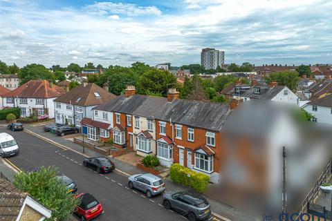 2 bedroom terraced house for sale, Churchill Road, Edgware HA8