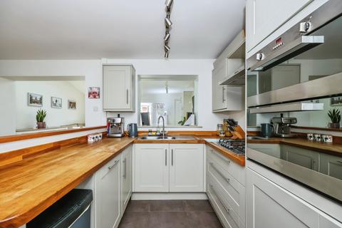 4 bedroom detached house for sale, Pinehurst Avenue, Hucknall, Nottingham, Nottinghamshire, NG15