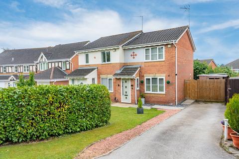 2 bedroom semi-detached house for sale, Carradale Close, Kettering, NN16