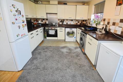 4 bedroom end of terrace house for sale, Hatton Court, Somerset TA6