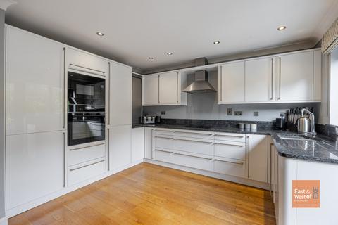 4 bedroom terraced house for sale, Old Mill Close, Exeter