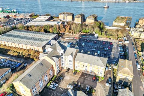 2 bedroom apartment to rent, Fairfield Square, Stuart Road, Gravesend, Kent, DA11 0DT
