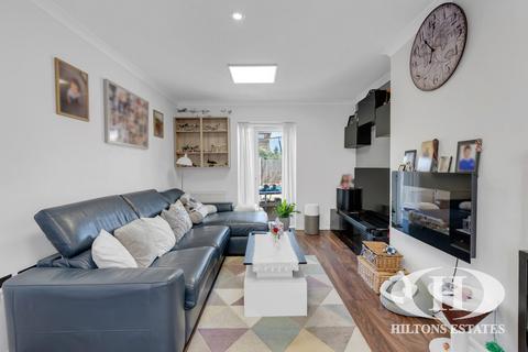 3 bedroom semi-detached house for sale, Viscount Road, Staines-upon-Thames
