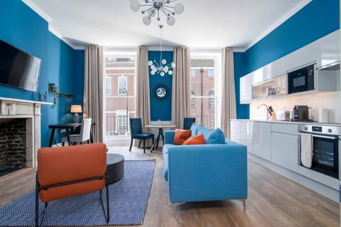 1 bedroom apartment to rent, Doughty Street, Bloomsbury WC1