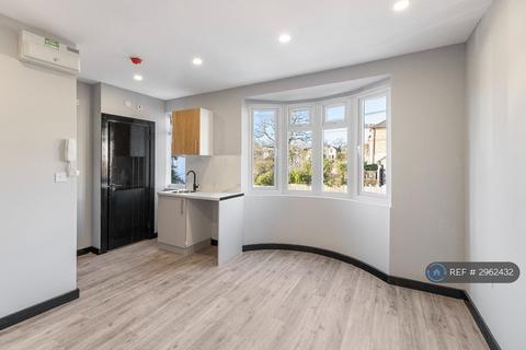 Studio to rent, Niederwald Road, London, SE26