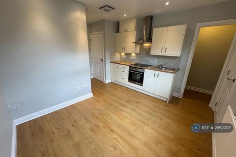 1 bedroom flat to rent, Leyland Road, Lostock Hall, Preston, PR5