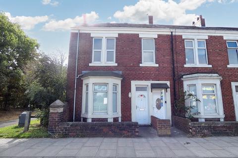 2 bedroom flat for sale, Albert Road, Jarrow, Tyne and Wear, NE32 5JU
