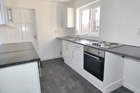 2 bedroom flat for sale, Albert Road, Jarrow, Tyne and Wear, NE32 5JU