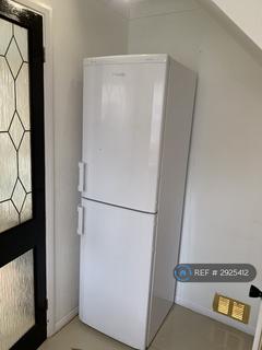 1 bedroom semi-detached house to rent, Chervil Close, Feltham, TW13