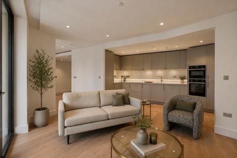 2 bedroom flat to rent, Fenwick Mansions, London