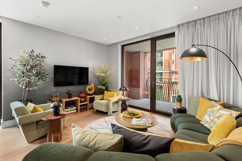 2 bedroom flat to rent, Fenwick Mansions, London