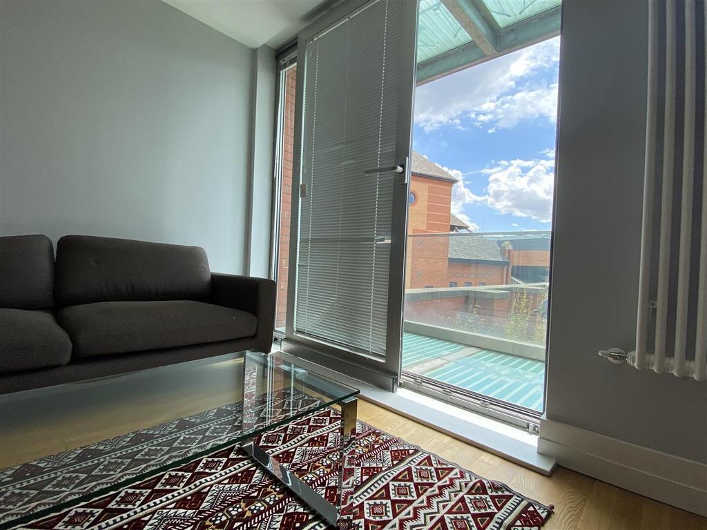 Apartment in Leicester, Black Friars - View 3