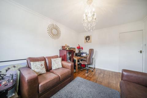 1 bedroom flat for sale, Livingstone Road, Thornton Heath, CR7
