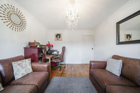 1 bedroom flat for sale, Livingstone Road, Thornton Heath, CR7