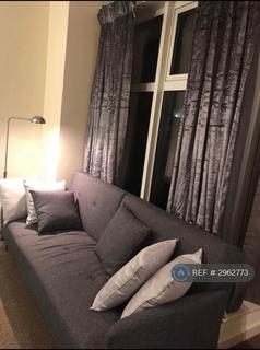 2 bedroom flat to rent, The Gatehaus, Bradford, BD1